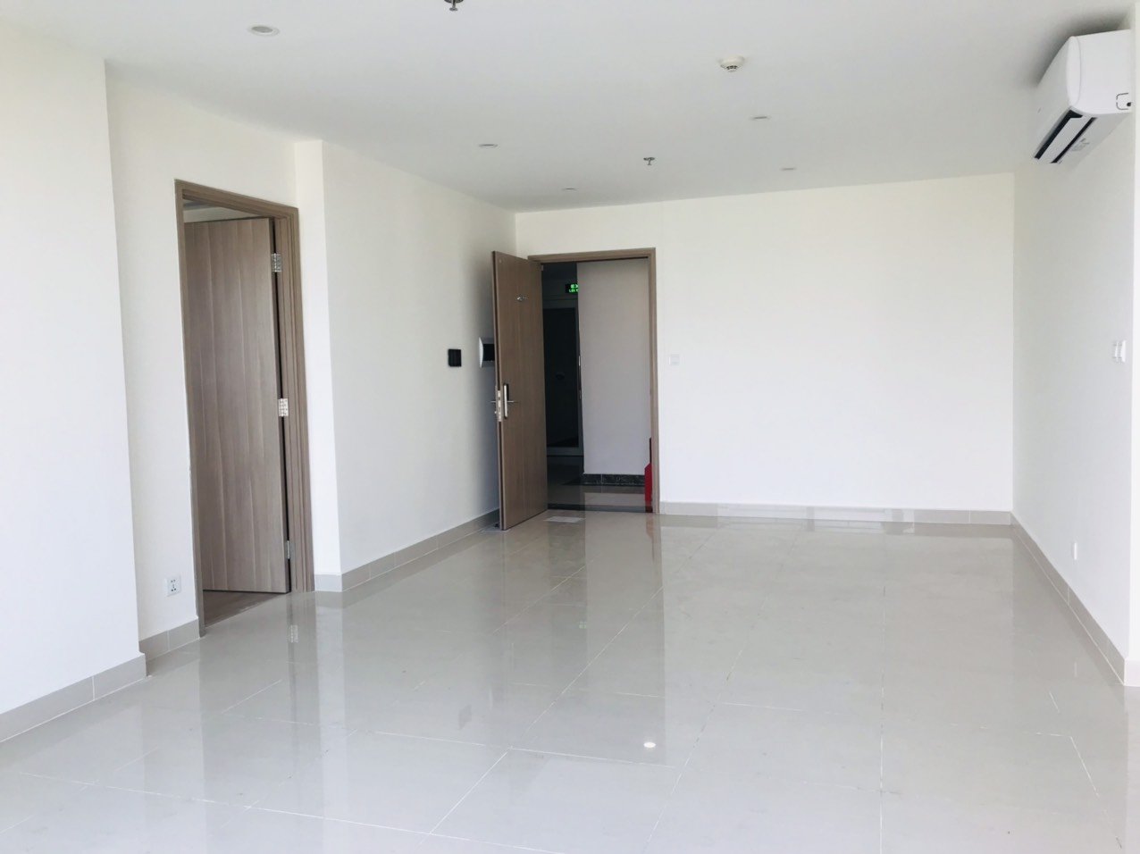 Bán căn 3 ngủ tầng cao tầm nhìn đẹp tòa S1.05 Vinhomes Ocean Park 1