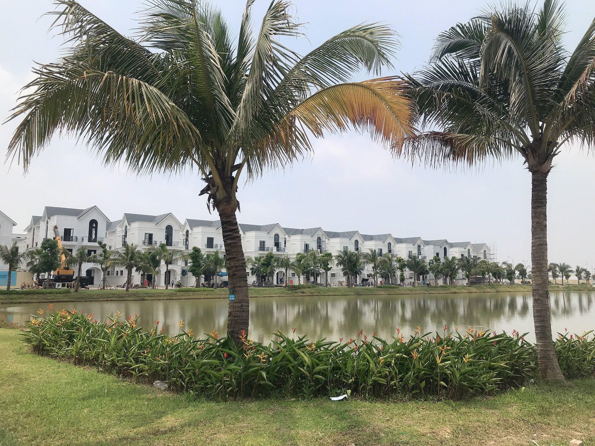 Bán Căn Shophouse TMDV Vinhomes Ocean Park SH2B 75m2 x 5 tầng 1 tum 2