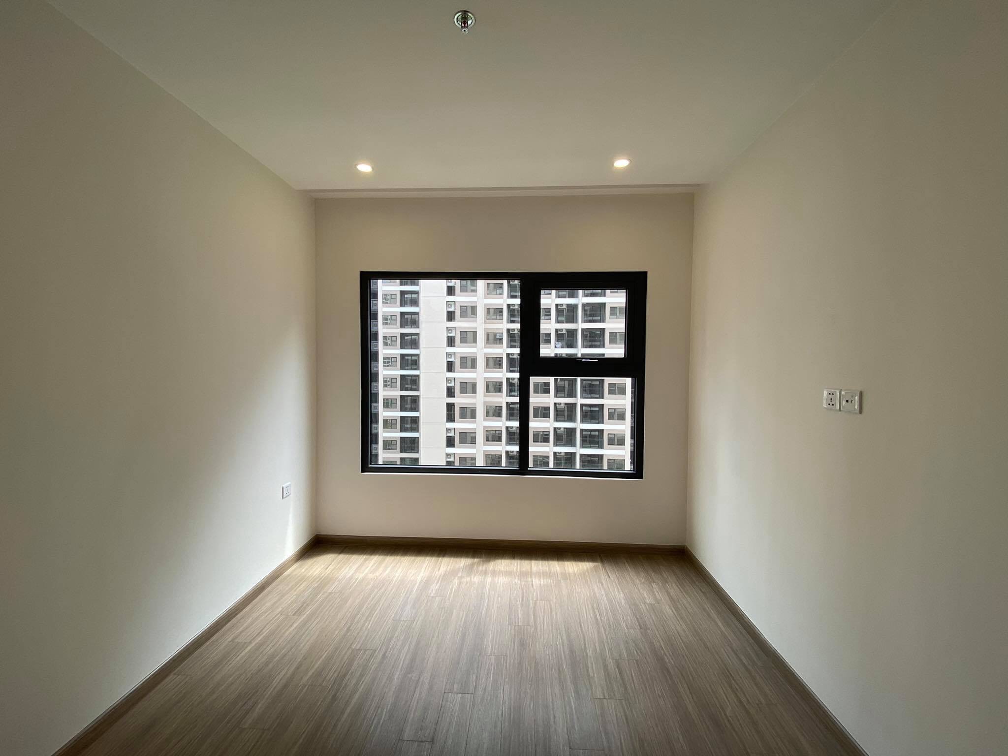 BÁN CẮT LỖ CHUNG CƯ VINHOMES OCEAN PARK TÒA S2.06 GIÁ 1 TỶ 310 6