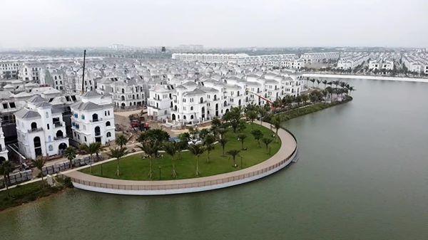 CẦN BÁN BIỆT THỰ SONG LẬP VINHOMES OCEAN PARK SAO BIỂN 08, GẦN HỒ 150M2 X 3 TẦNG 1 TUM 1
