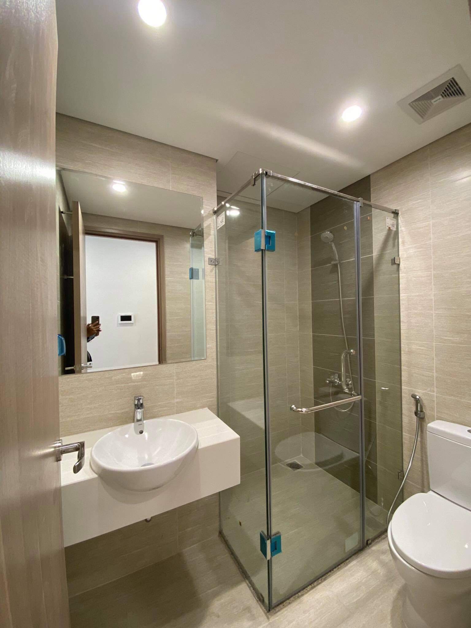 Căn hộ 2 ngủ, view tầng trung rộng thoáng tại chung chư Vinhomes Ocean Pack bán nhanh với giá 2,250 tỷ 2