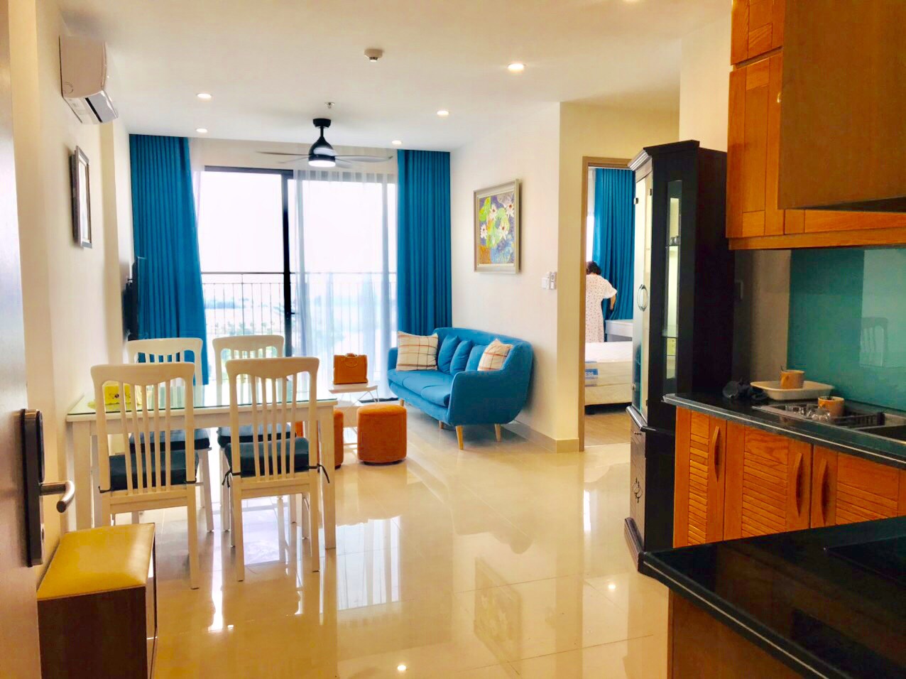 Căn hộ chung cư 2 ngủ cho thuê giá mềm tại Vinhomes Ocean Pack 1