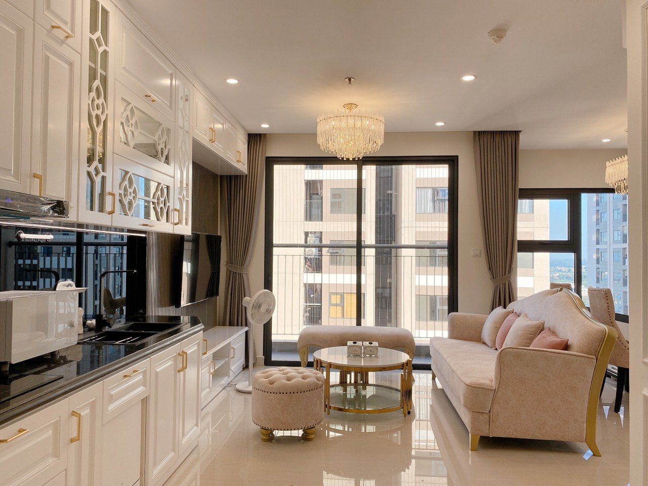 Cho thuê căn 3 ngủ tầng cao full đồ tòa S1.09 Vinhomes Ocean Park 2
