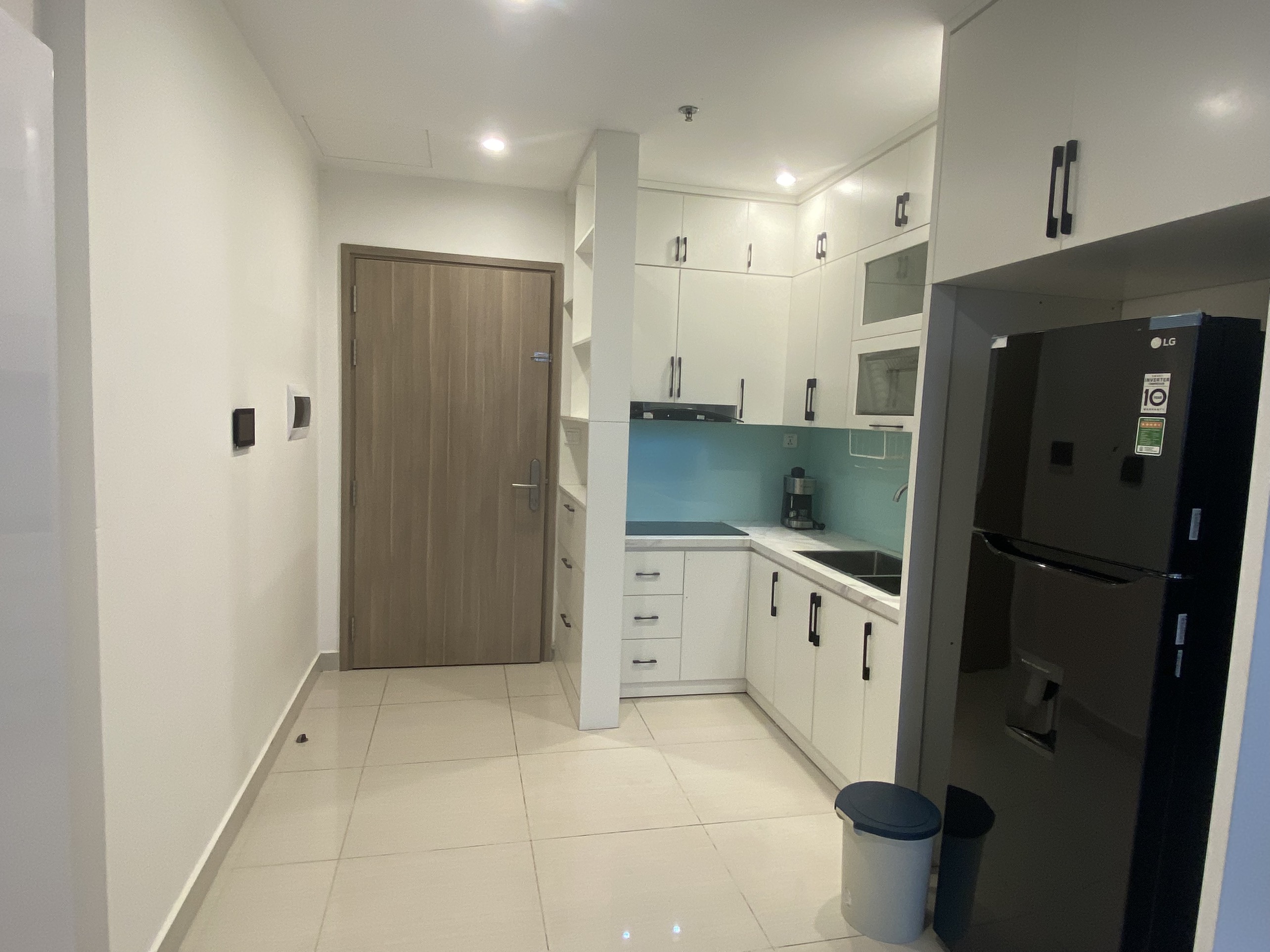Cho thuê căn góc 2 ngủ 2 vệ sinh Vinhomes Ocean Park 3