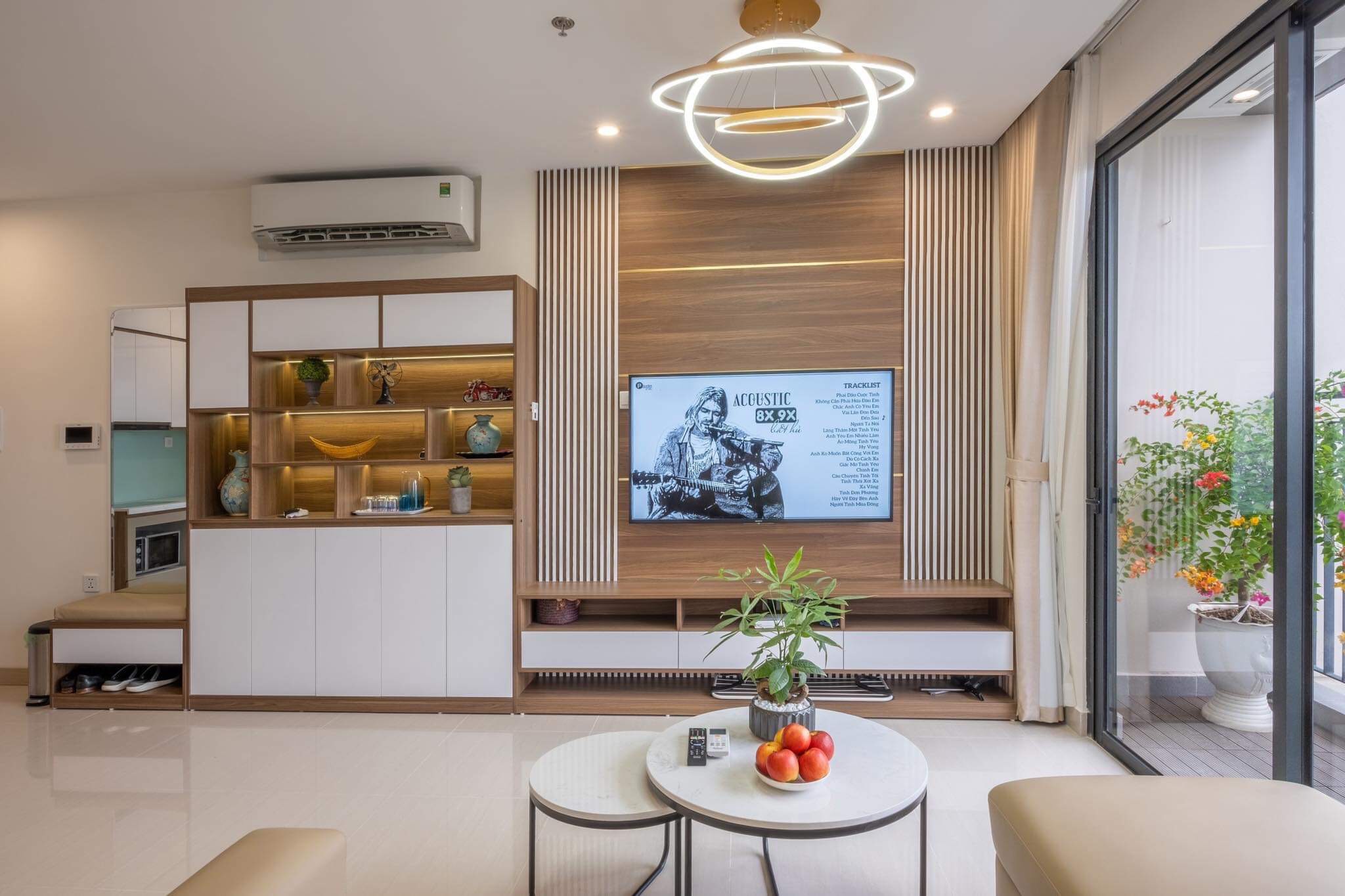 Cho thuê căn hộ 2 ngủ 2 vệ sinh view trực diện đại học Vin Uni hướng đông Nam thoáng mát 4