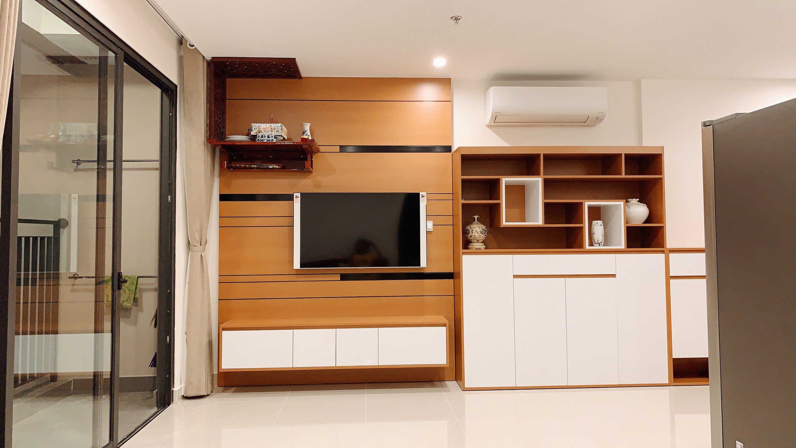Cho thuê căn hộ 2 ngủ view đại học VinUni đẹp nhất S2.01 Vinhomes Ocean Park 2