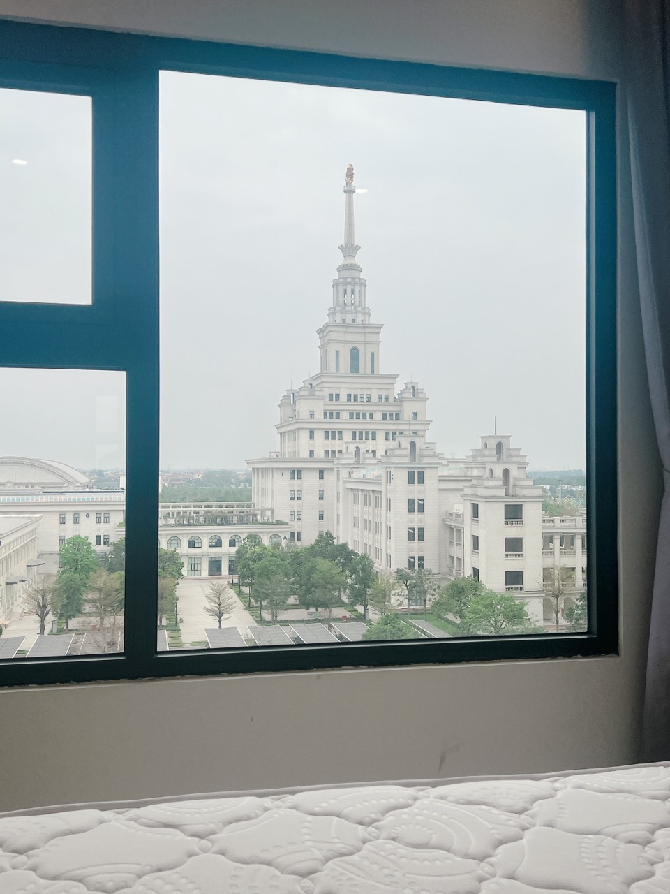 Cho thuê căn hộ 2 phòng ngủ view Vinuni Vinhomes Ocean Park, giá chỉ 7 triệu 4