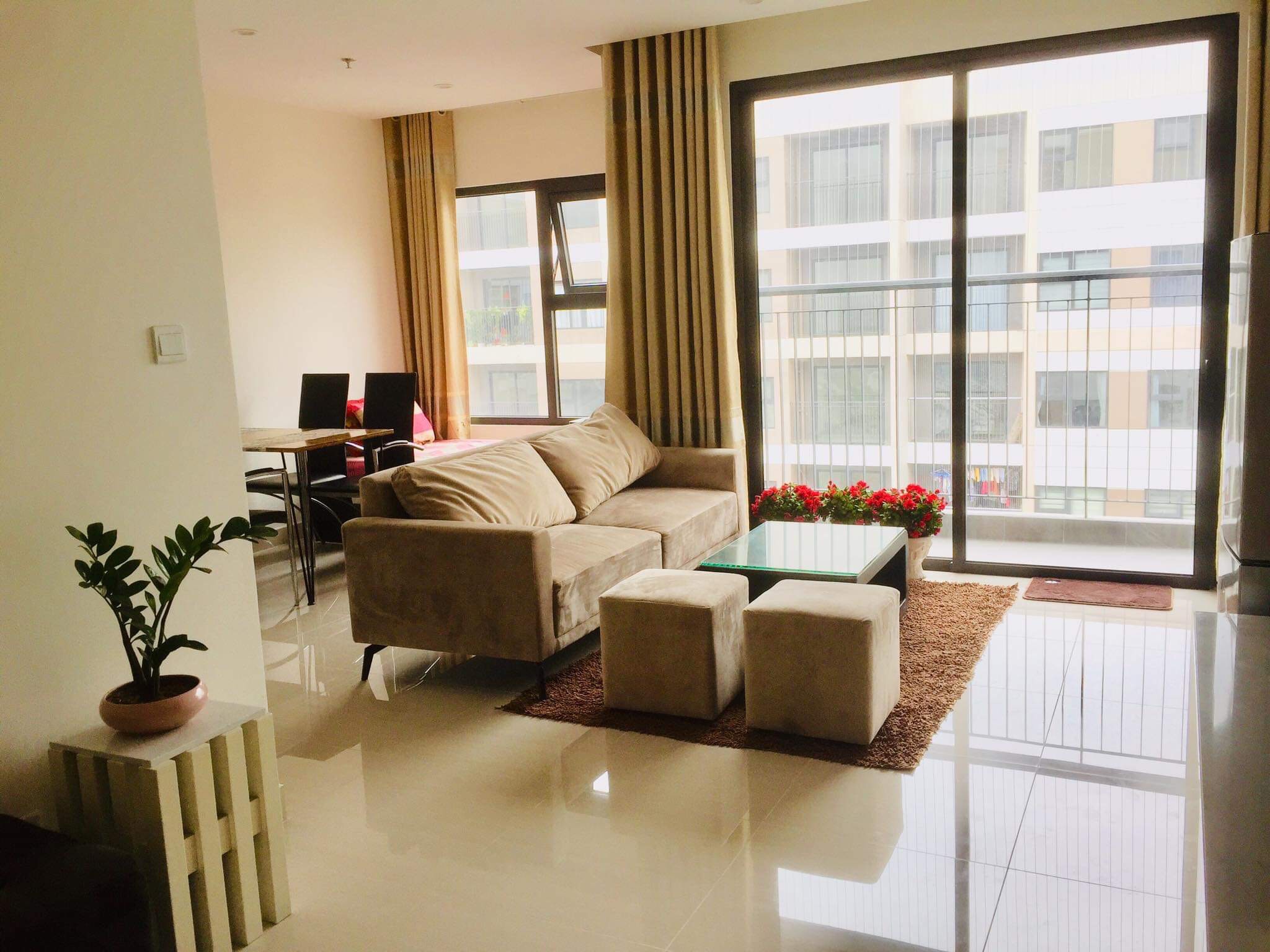 Cho thuê căn hộ chung cư 2 ngủ 2 wc đầy đủ đồ toà s2.11 Vinhomes Ocean Park. 1