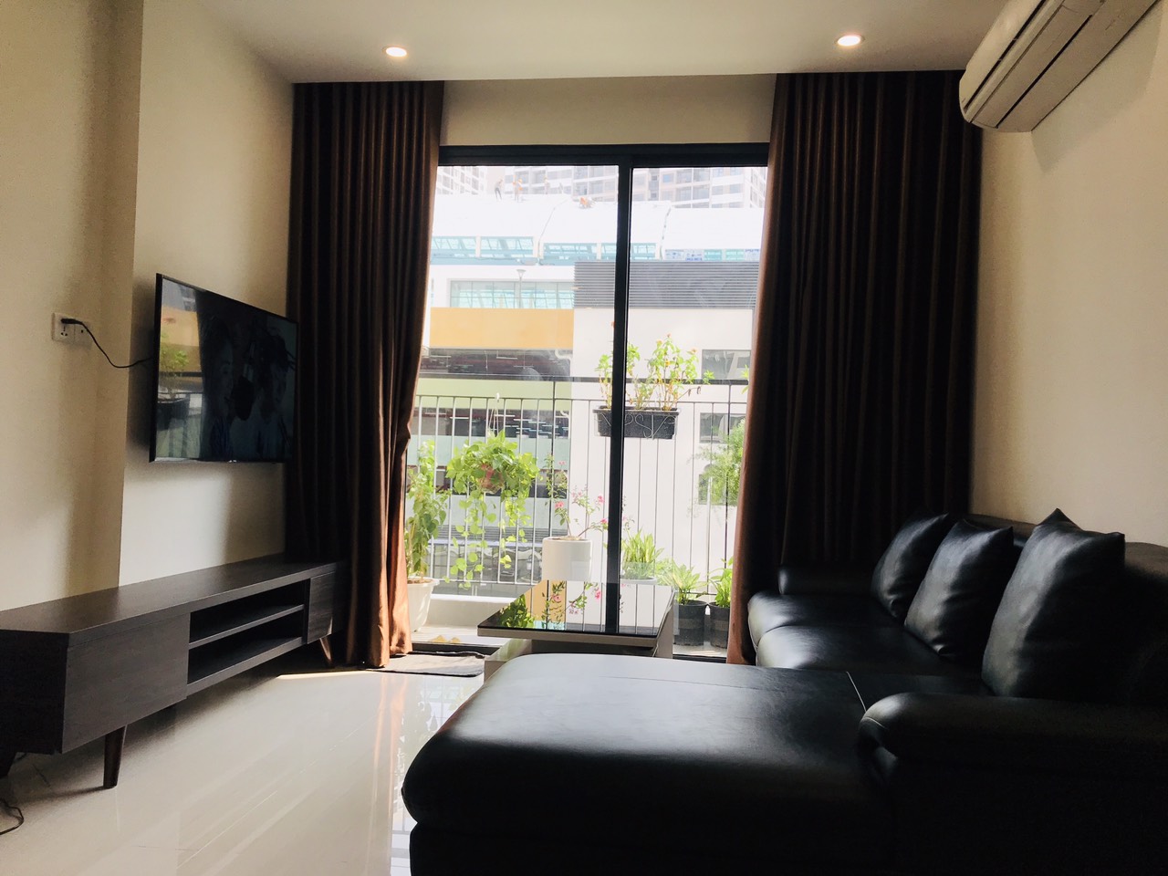 Cho Thuê Căn Hộ Vinhomes Ocean Park 3 PN Full Nội Thất Tiện Nghi Giá 14 Triệu/ Tháng 1