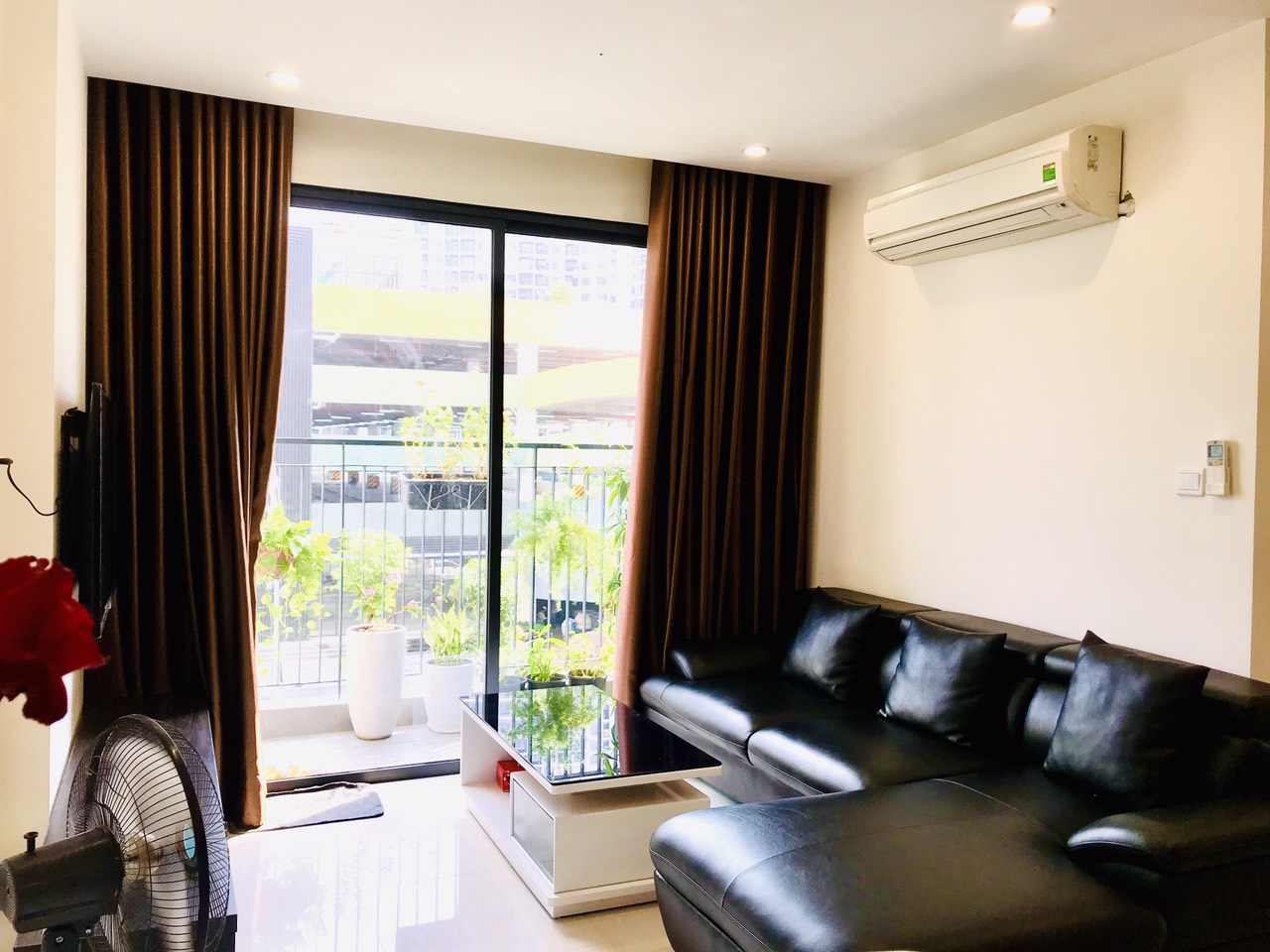 Cho Thuê Căn Hộ Vinhomes Ocean Park 3 PN Full Nội Thất Tiện Nghi Giá 14 Triệu/ Tháng 2