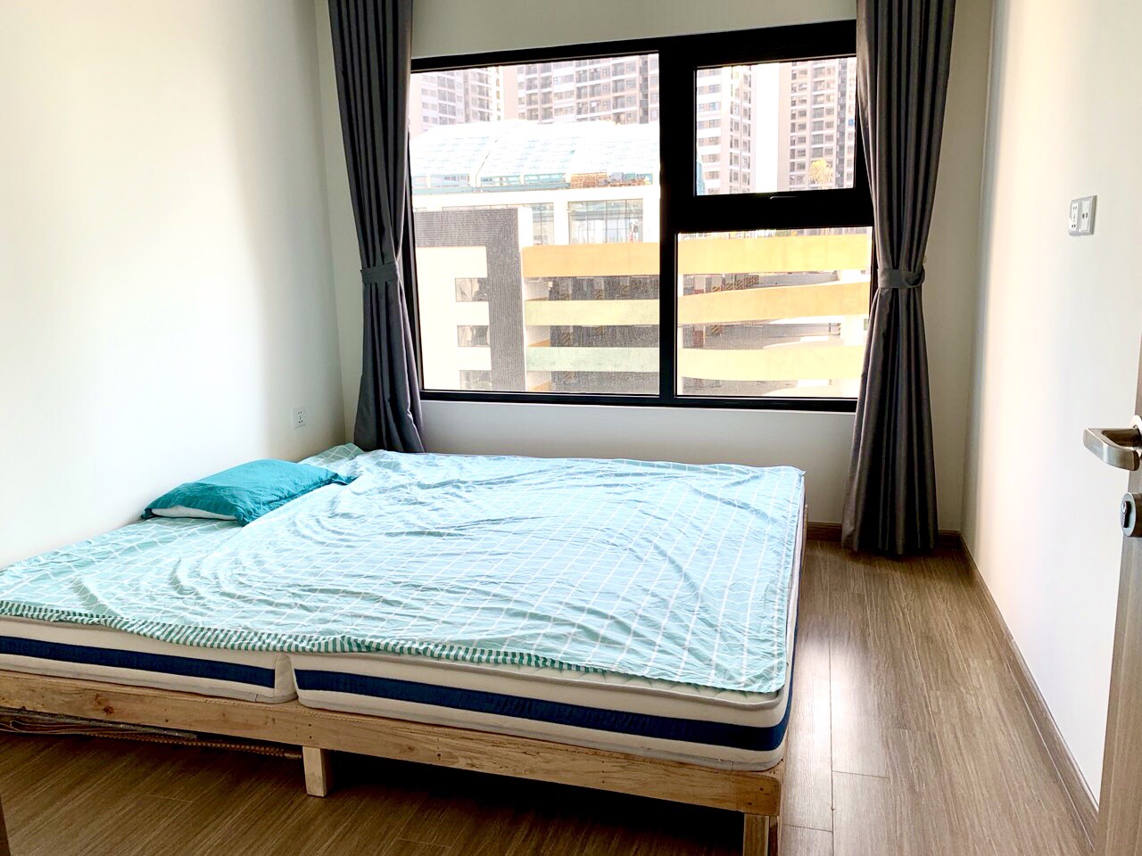 CHO THUÊ CĂN HỘ 1 PN + 1 MỚI HOÀN THIỆN TẠI VINHOMES OCEAN PARK