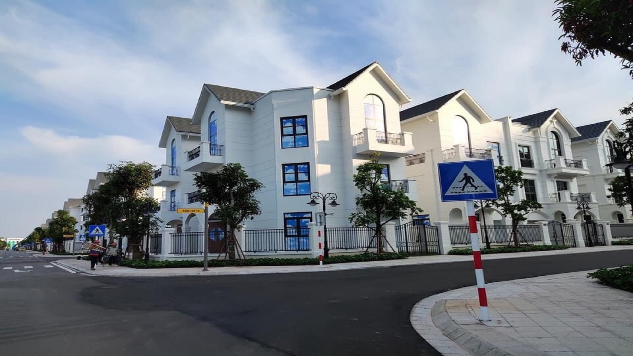 Bán biệt thự được phép kinh doanh 135m2 phân khu San Hô Vinhomes Ocean Park