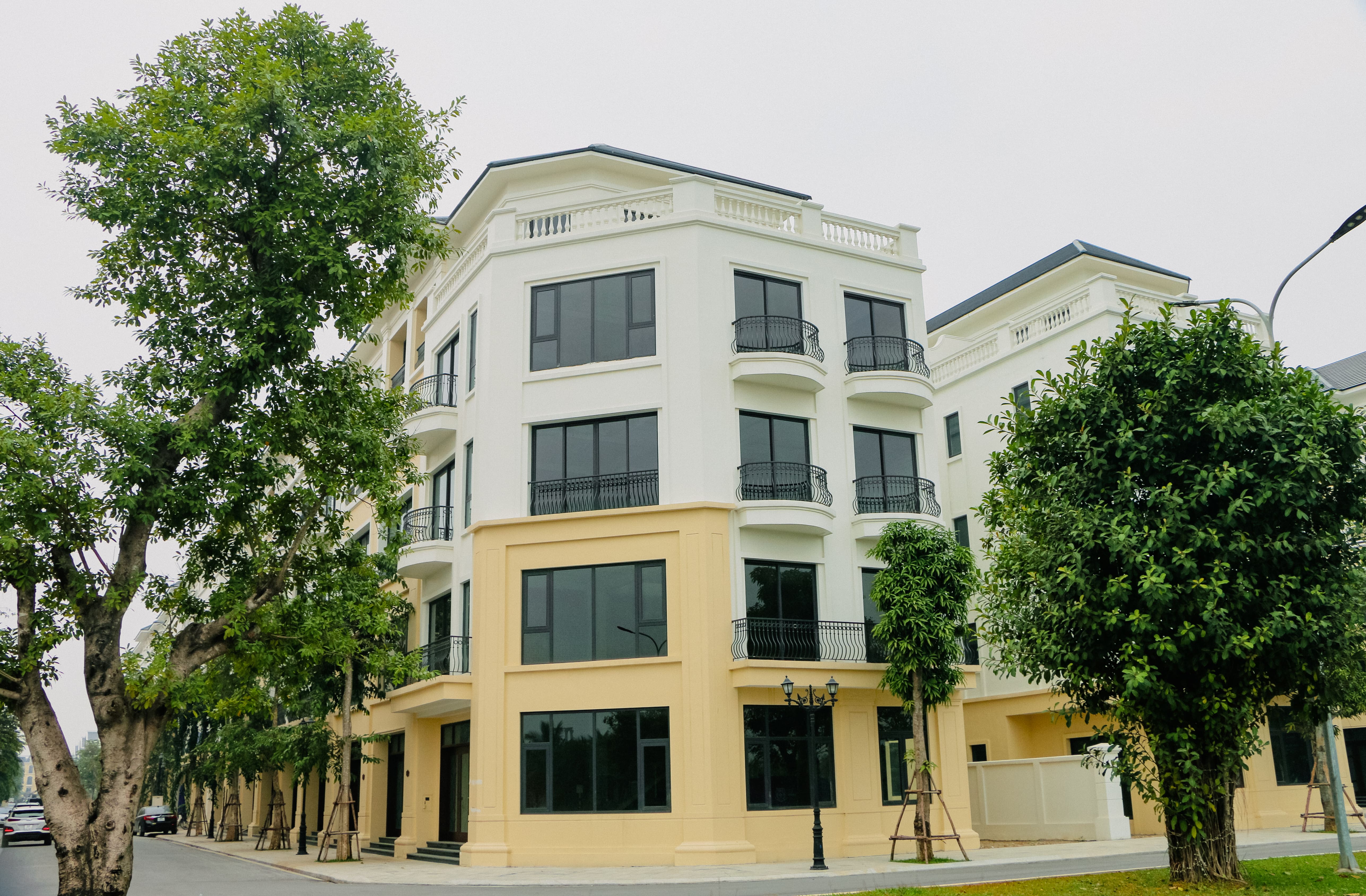 Bán căn góc shophouse đường San Hô 5 & 26 Vinhomes Ocean Park 2 The Empire - DT: 122m2 x 3 tầng và 1 tum