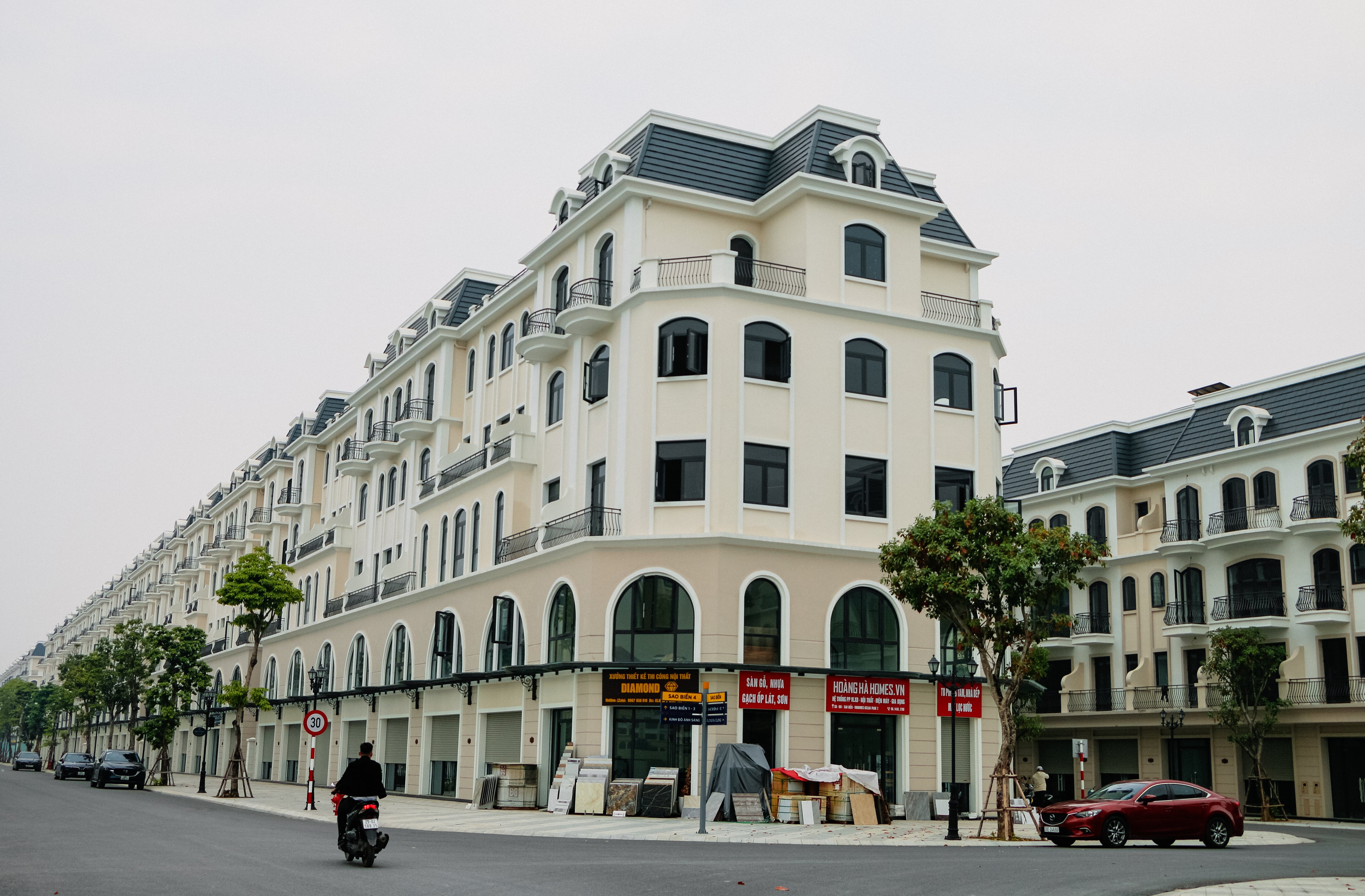 Bán căn góc shophouse Sao Biển 7, giao cắt Sao Biển 4 đối diện CV tại Vinhomes Ocean Park 2 Hưng Yên