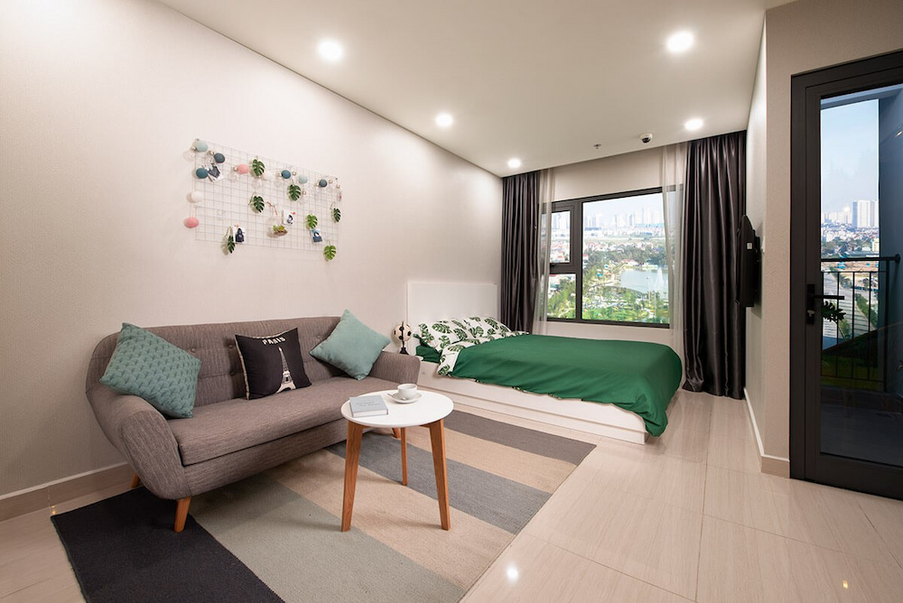 Bán căn hộ Studio Vinhomes Ocean Park 3 The Crown, view Vincom Mega Mall