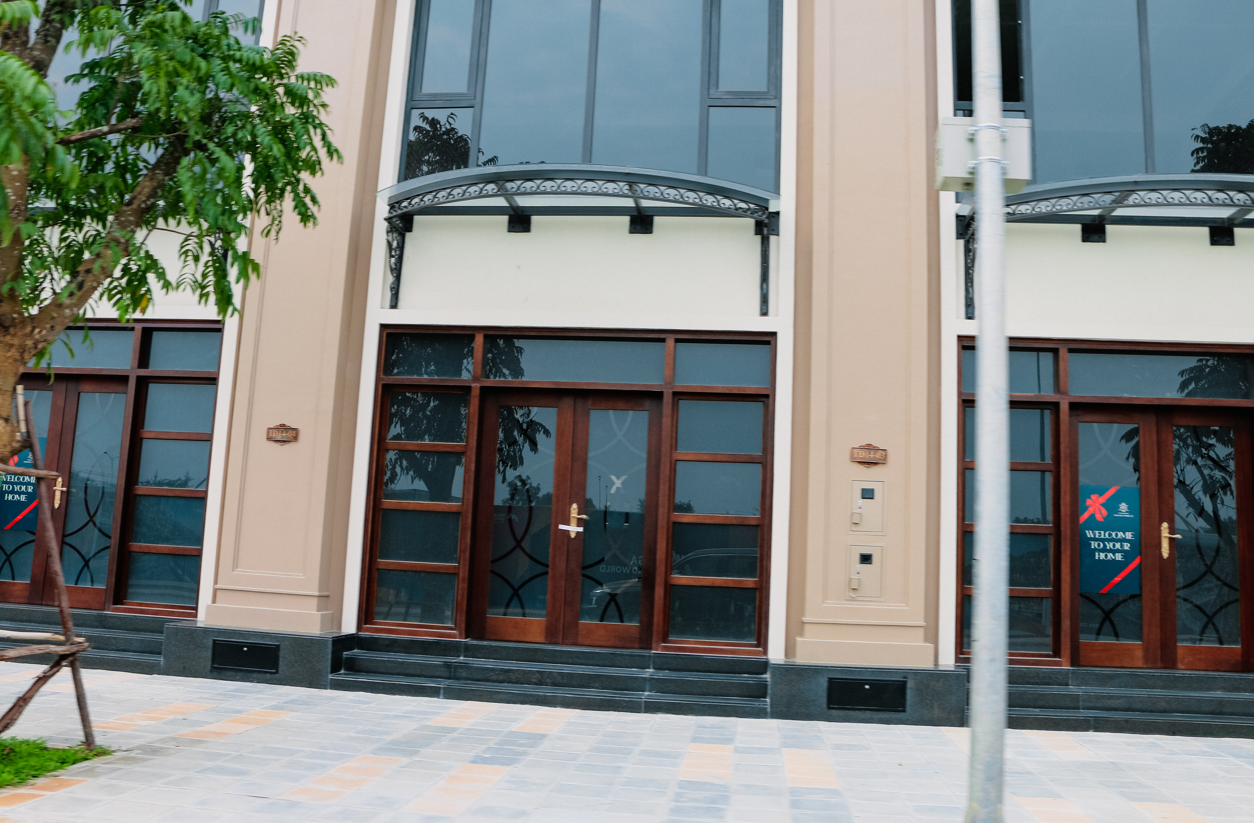 Bán nhà liền kề căn góc Ánh Dương 17, đối diện sân bóng, DT 110m2, Vinhomes Ocean Park 3