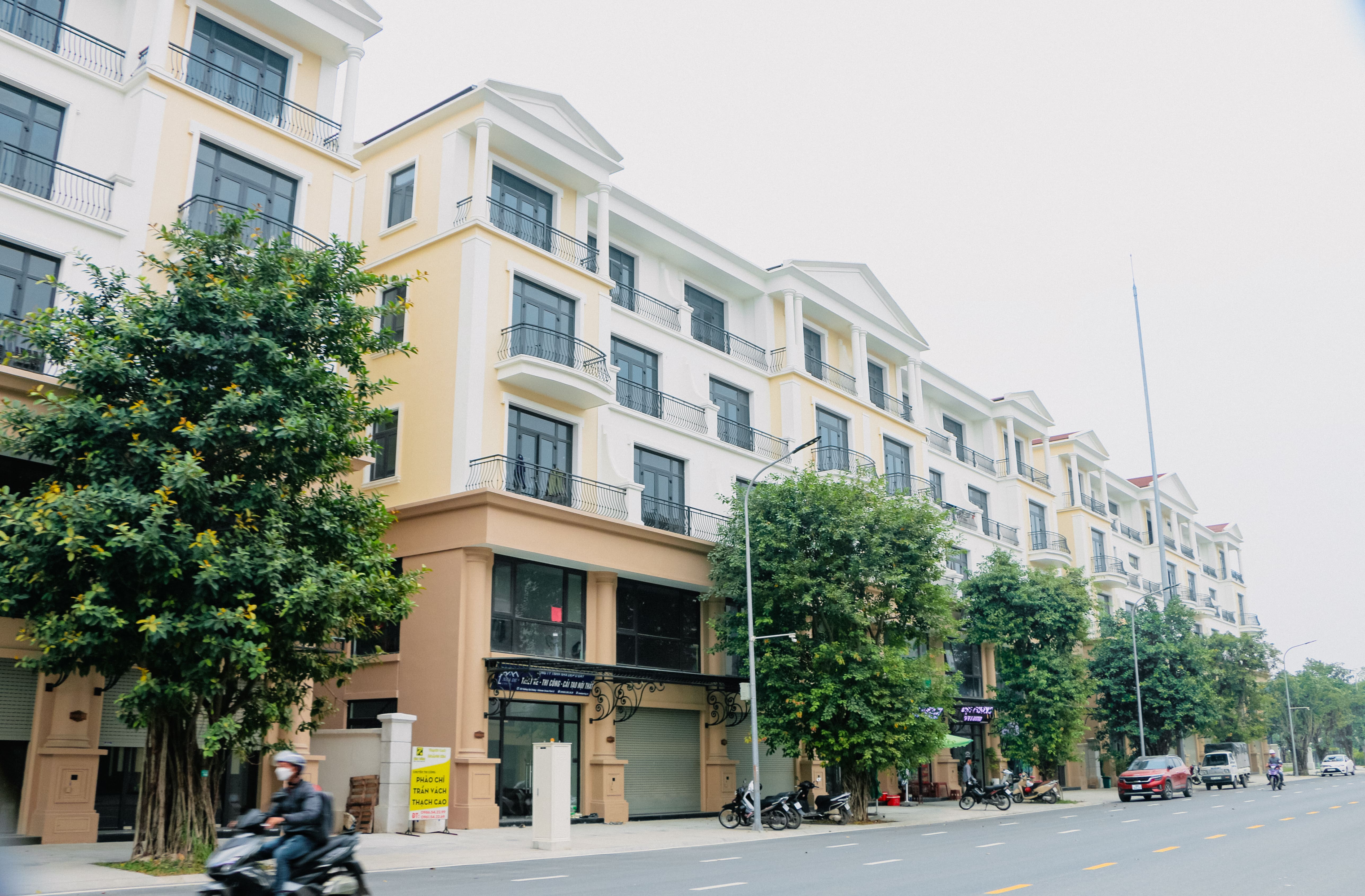 Bán nhà phố shophouse Đường Đại Dương, 80m2, đối diện Mega Complex, Vinhomes Ocean Park 2