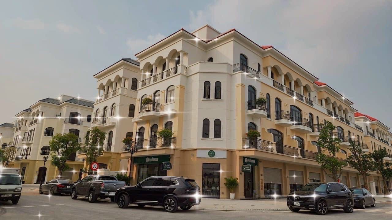 Bán shophouse 150m2 đường 51m Đại Lộ San Hô phân khu Kinh Đô Ánh Sáng Vinhomes The Empire