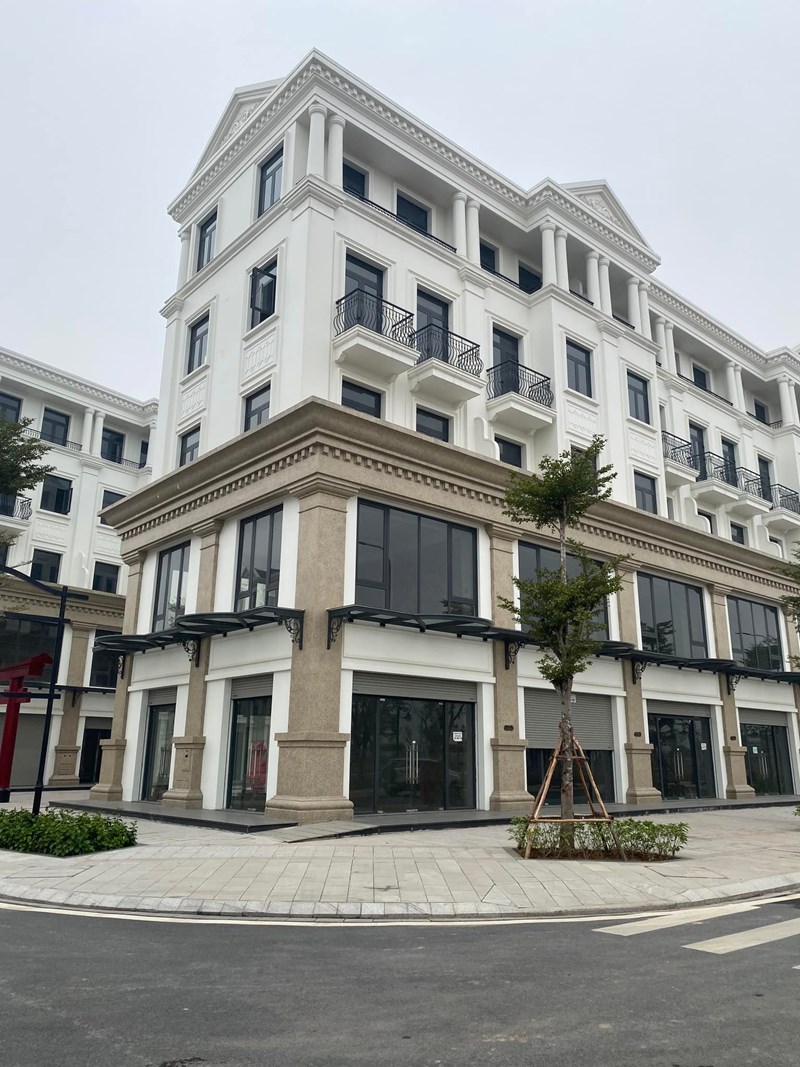 Bán shophouse 164m2 căn góc 3 mặt thoáng tại Đại lộ Ngọc Trai phân khu Chà Là Vinhomes The Empire