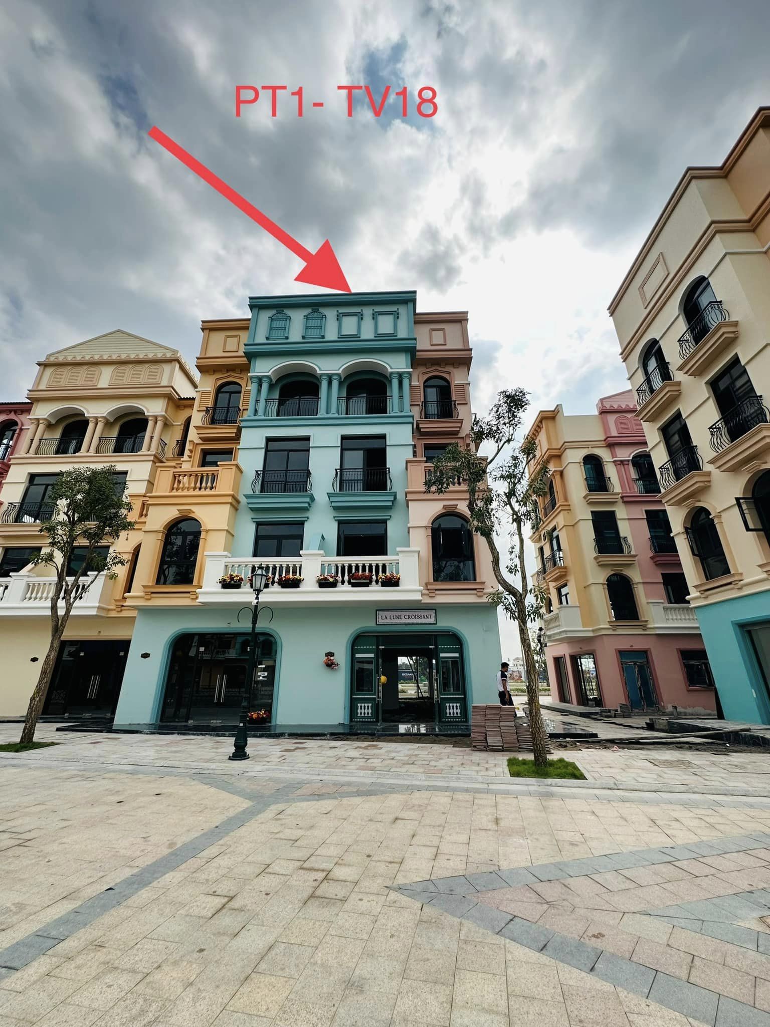 Bán Shophouse The Venice Mega Grand World - 90m2 Tầm view hướng hồ