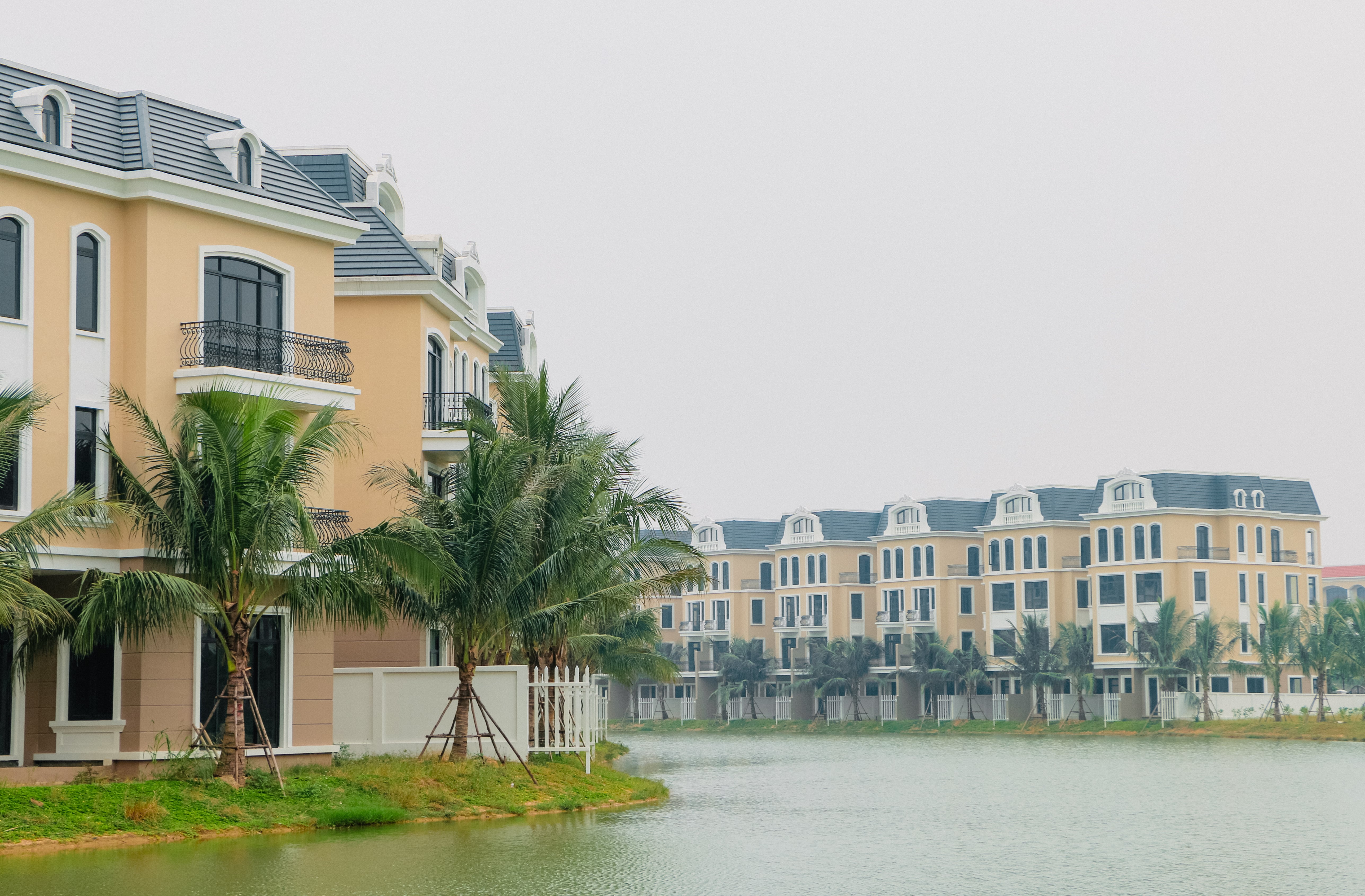 Cho thuê biệt thự đơn lập Ngọc Trai 1, DT 332m2, gần công viên nội khu, Vinhomes Ocean Park 2