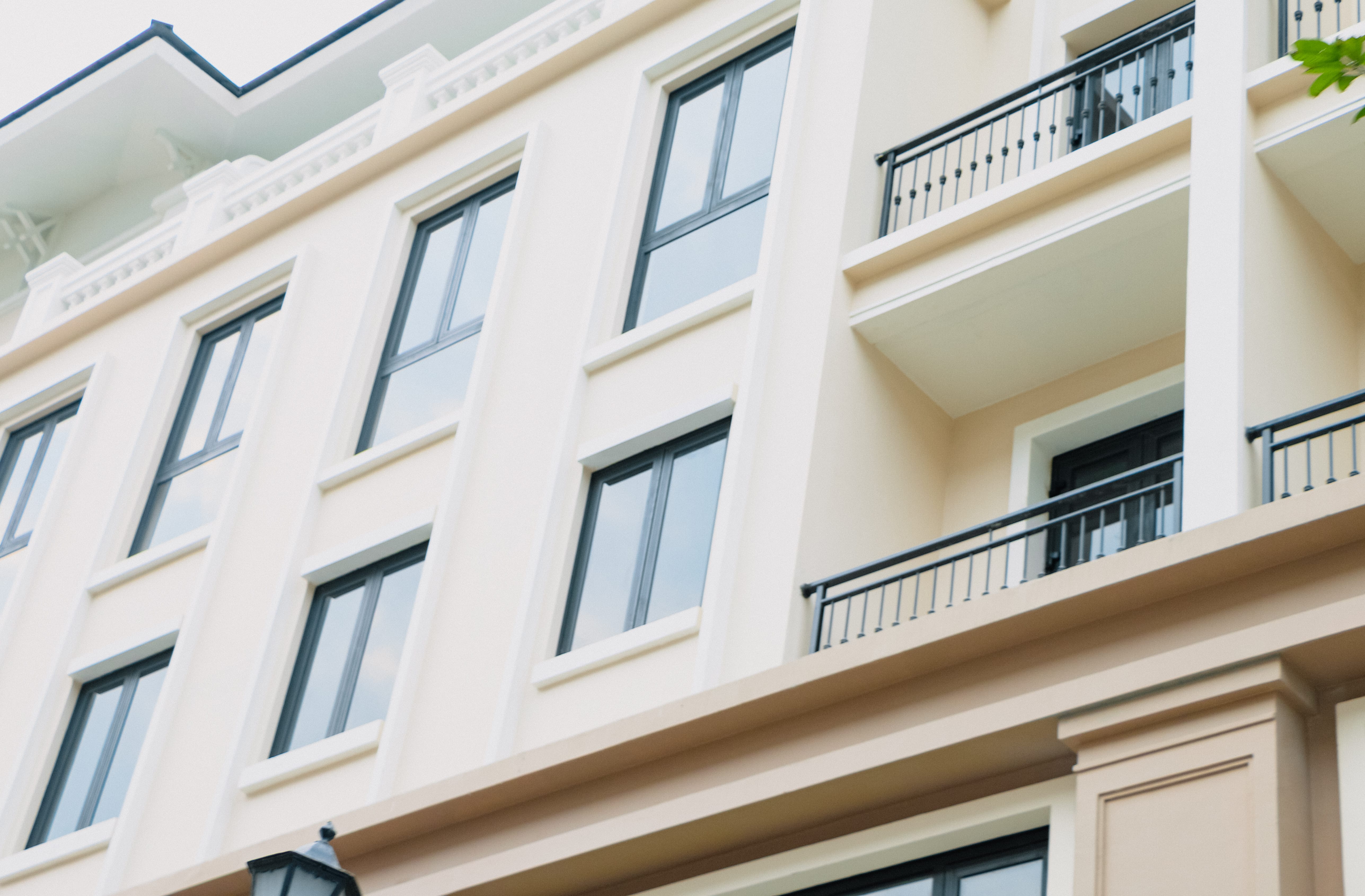 Cho thuê nhà liền kề Vịnh Xanh 5, Đại Lộ Hừng Đông 25m Vinhomes Ocean Park 3 The Crown - DT: 110m2