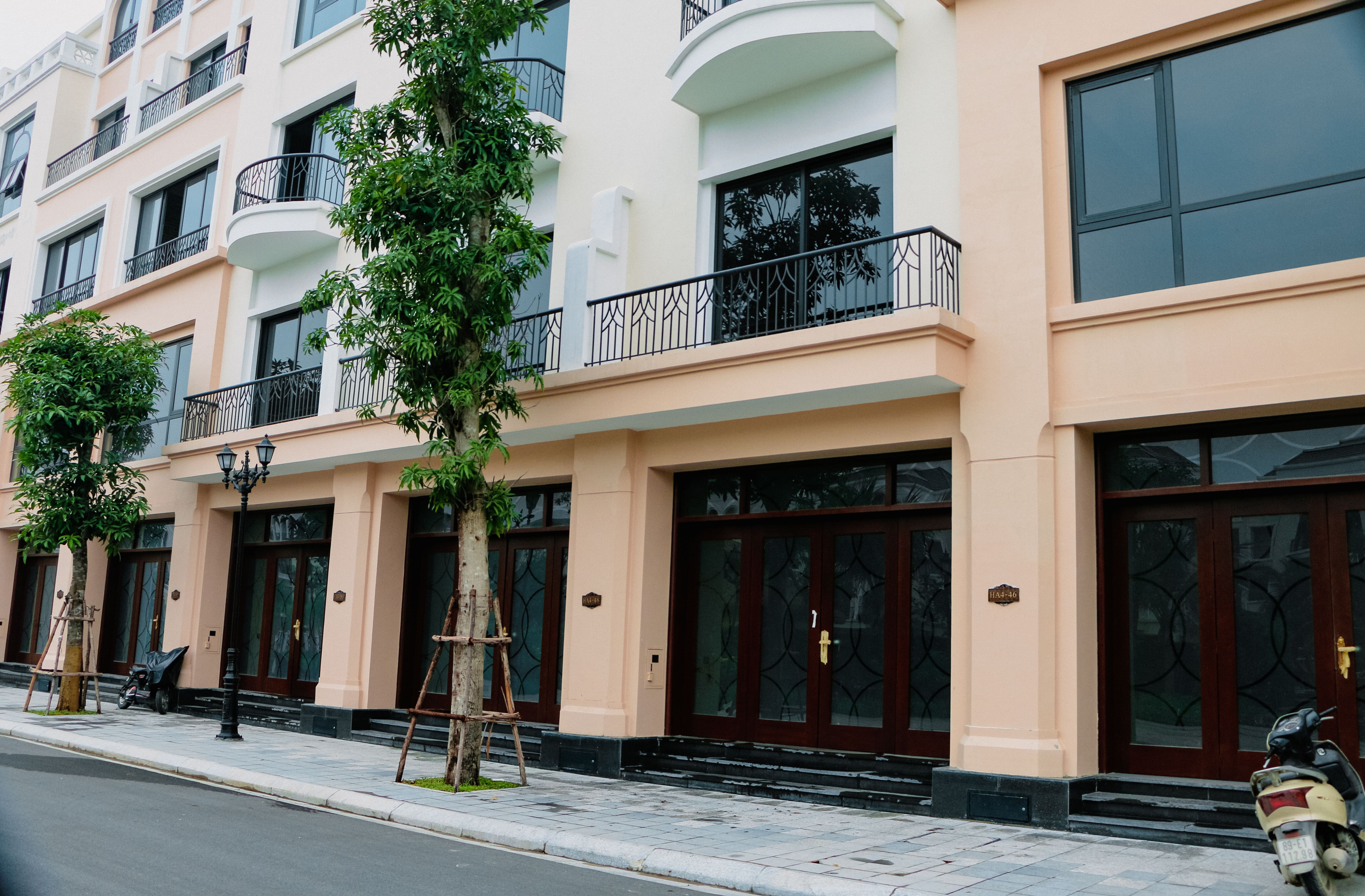 Cho thuê nhà phố shophouse căn góc, Đường Đại Dương 30m, Vinhomes Ocean Park 2, DT 126m2, giá ưu đãi