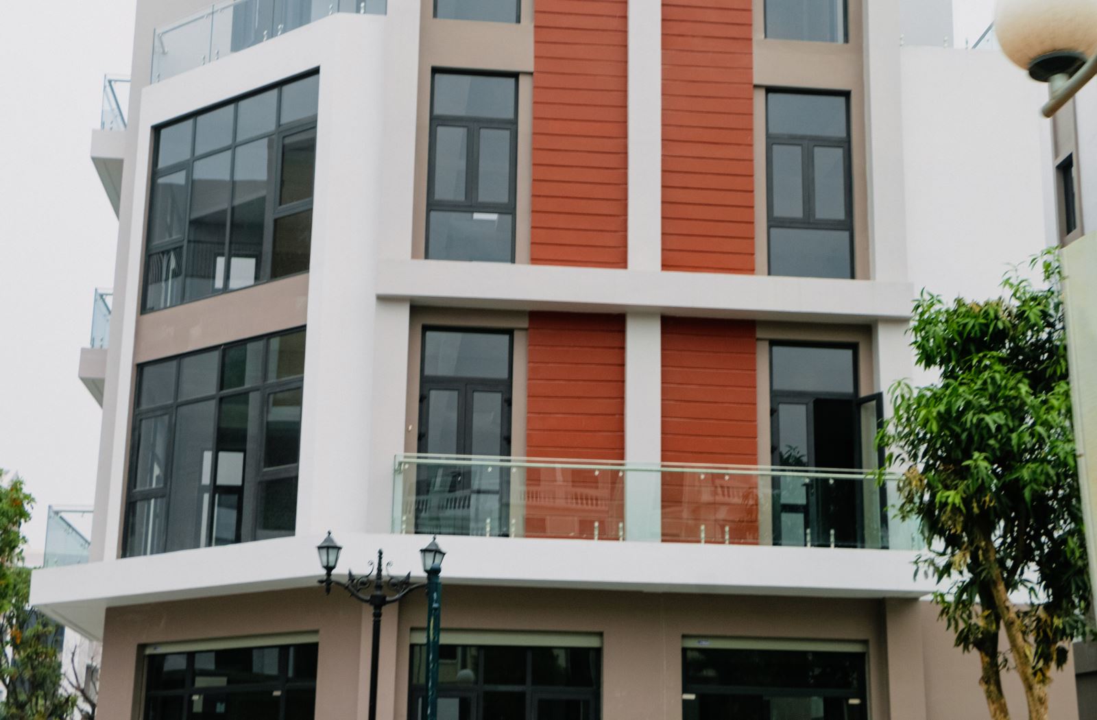 Bán nhà phố shophouse phân khu Hải Đăng Vinhomes Ocean Park 3 The Crown Hưng Yên