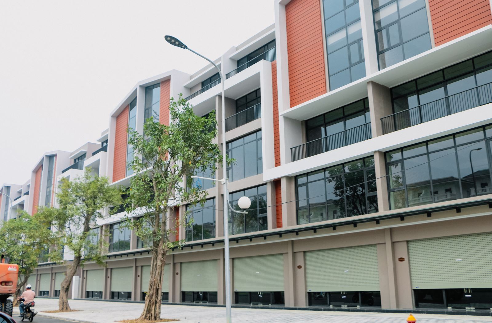 Cho thuê nhà liền kề phân khu Vịnh Xanh Vinhomes Ocean Park 3 The Crown Hưng Yên