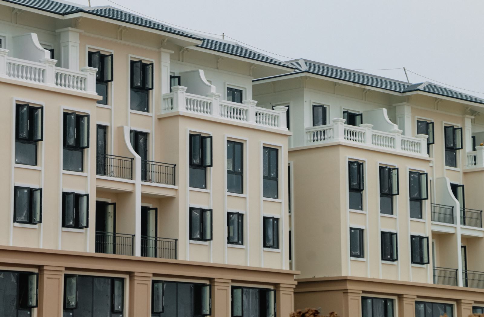 Cho thuê nhà phố shophouse phân khu Hải Đăng Vinhomes Ocean Park 3 The Crown Hưng Yên