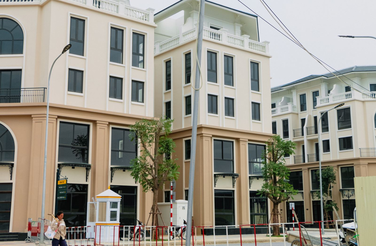 Bán nhà liền kề phân khu Hải Đăng Vinhomes Ocean Park 3 The Crown Hưng Yên