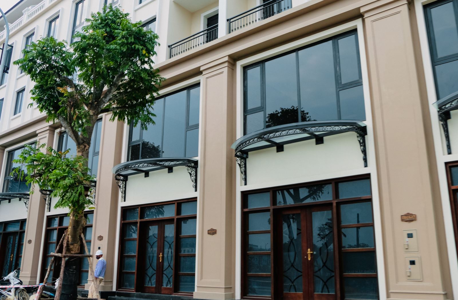 Cho thuê nhà phố shophouse phân khu Vịnh Tây Vinhomes Ocean Park 3 The Crown Hưng Yên