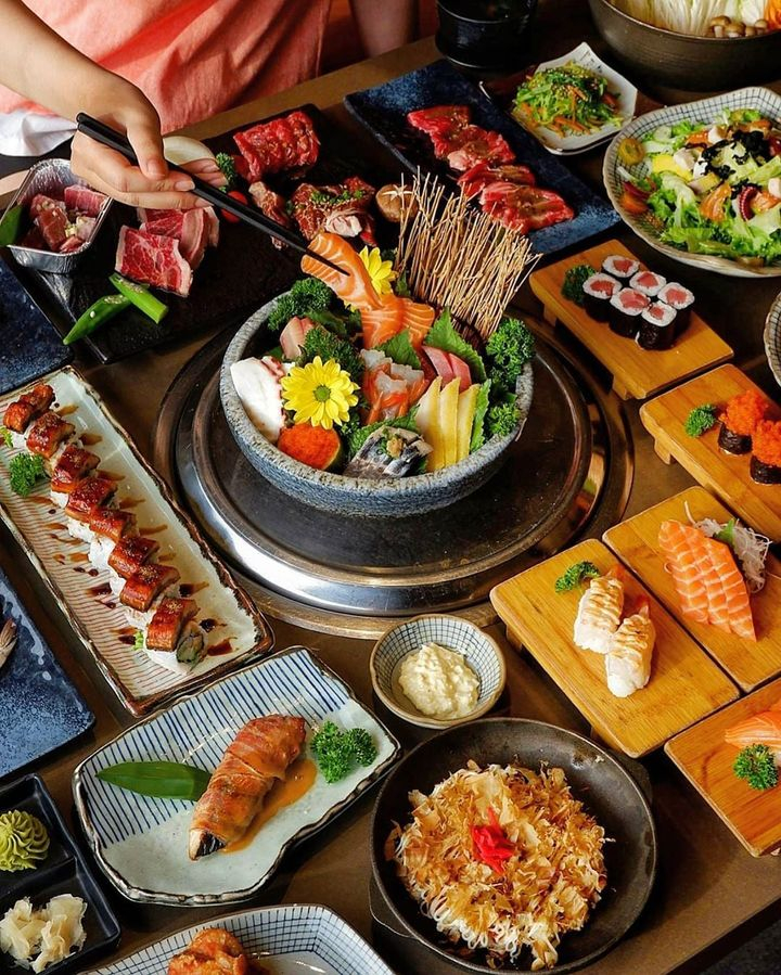 Sushimi koto